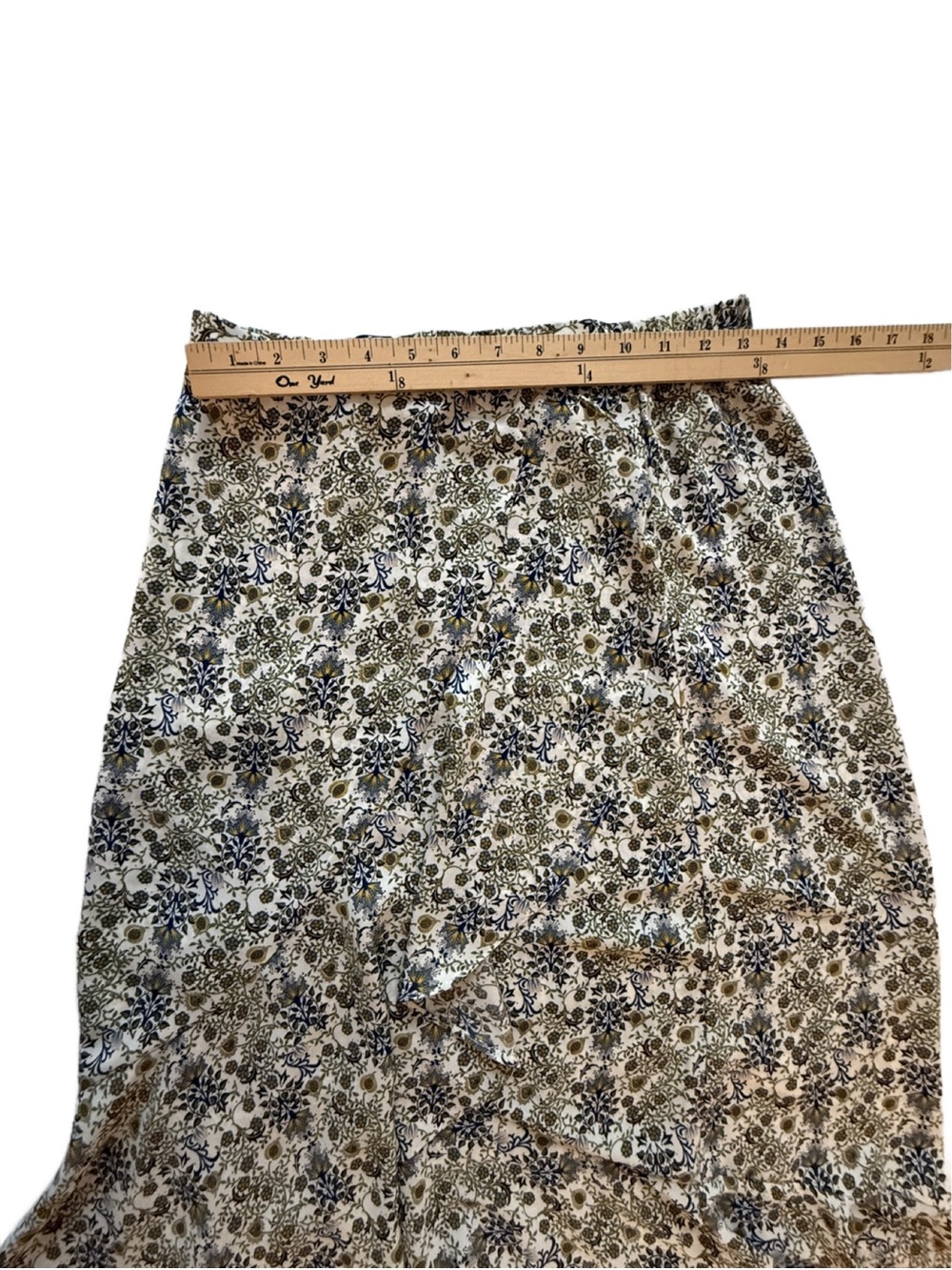 Max Studio Floral Ruffle Skirt. Small - Picture 8 of 10